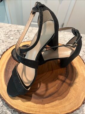 Rampage Black Glitter T-Strap Block Heels